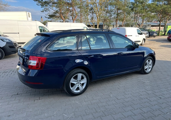 Skoda Octavia cena 36900 przebieg: 327611, rok produkcji 2017 z Imielin małe 254